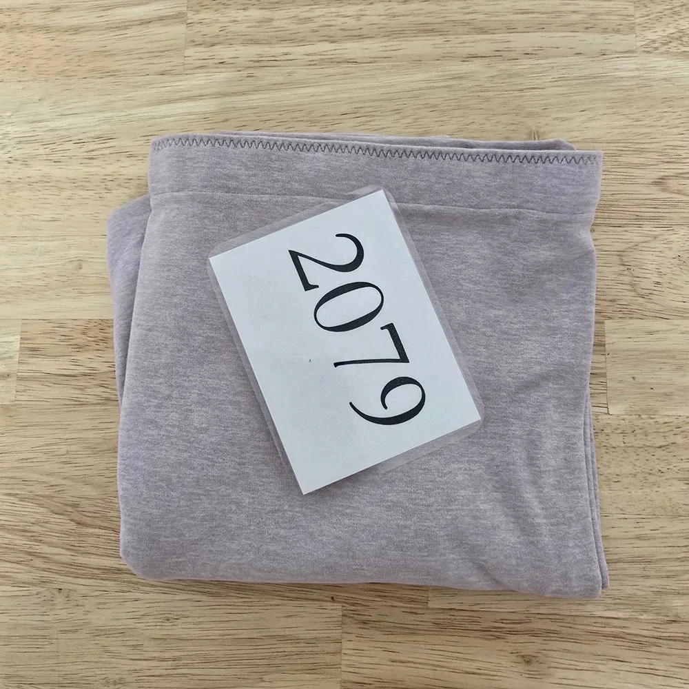 Lululemon Vinyasa Scarf Heathered Lavender Purple Snap Infinity Wrap OS‎
